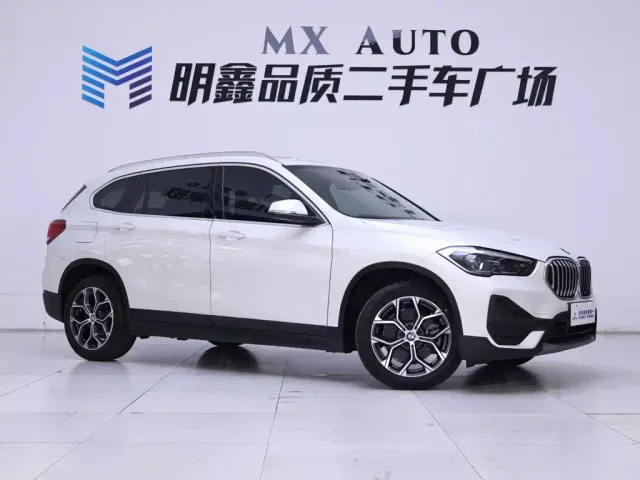 BMW X1 — Фото автомобиля 5