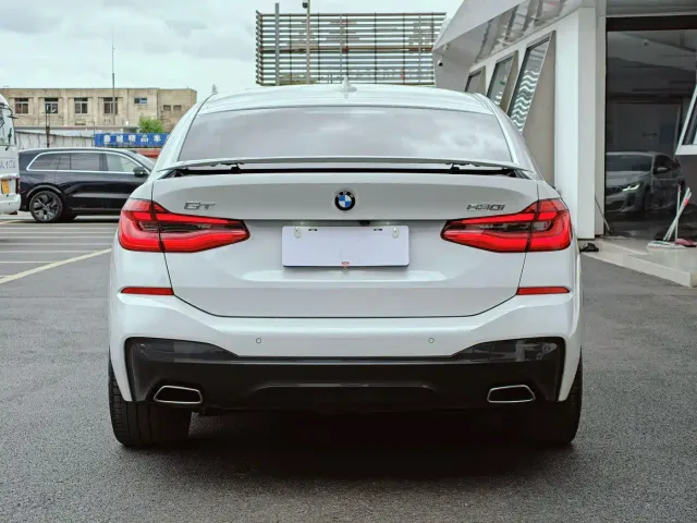 BMW 6 Series Gran Turismo — Фото автомобиля 3