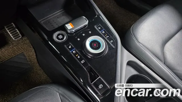 Kia Niro The All New Niro Signature — Фото автомобиля 9