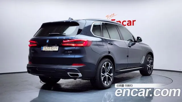 BMW X5 — Фото автомобиля 2