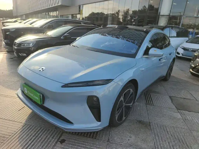 Фотография автомобиля — Nio ET5 Touring