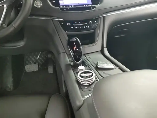 Cadillac XT5 — Фото автомобиля 13
