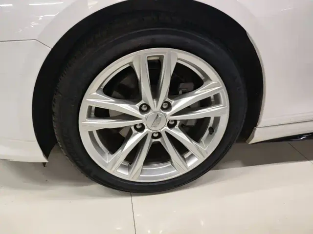 Cadillac CT4 — Фото автомобиля 22