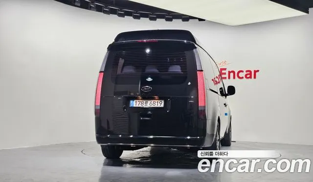 Hyundai Staria Staria 4WD Lounge 7 мест — Фото автомобиля 4