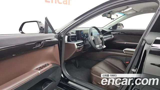 Hyundai Grandeur GN7 — Фото автомобиля 15