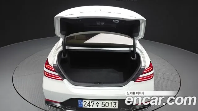 Genesis G70 New — Фото автомобиля 26