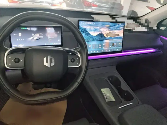 Leapmotor C10 — Фото автомобиля 9