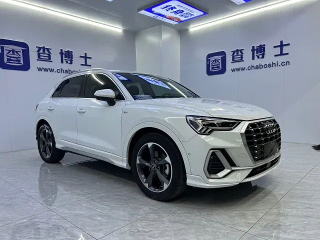 Audi Q3 — Фото автомобиля 3