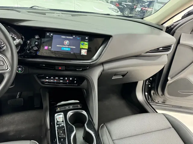 Buick Envision Plus — Фото автомобиля 12