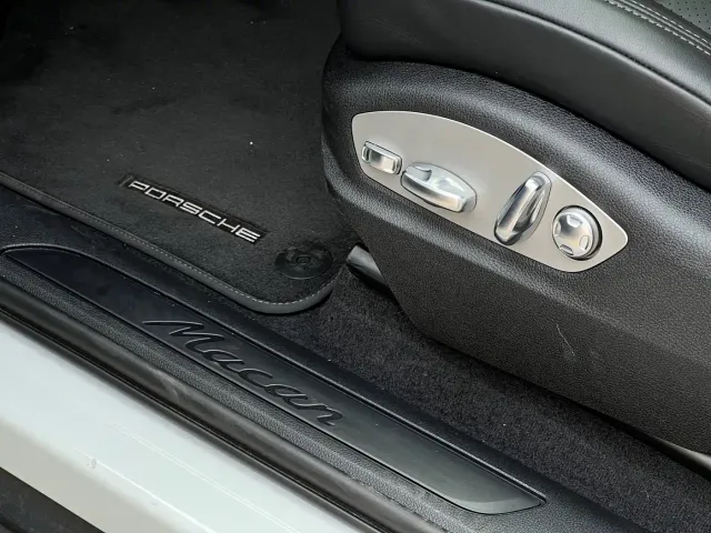 Porsche Macan — Фото автомобиля 22
