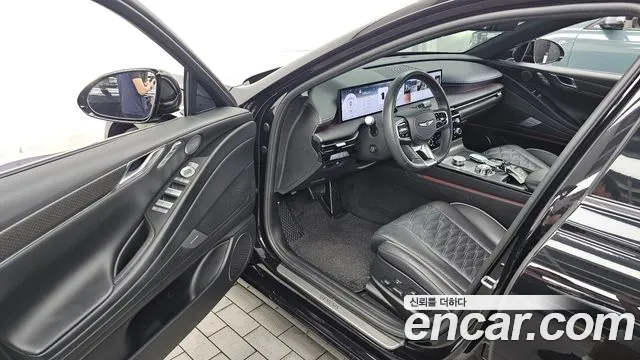 Genesis G80 Бензин 3.5 турбо AWD — Фото автомобиля 10