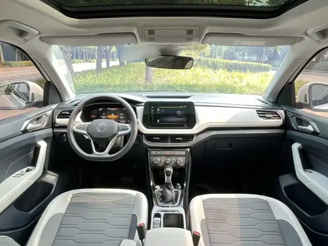 Volkswagen Tharu — Фото автомобиля 9