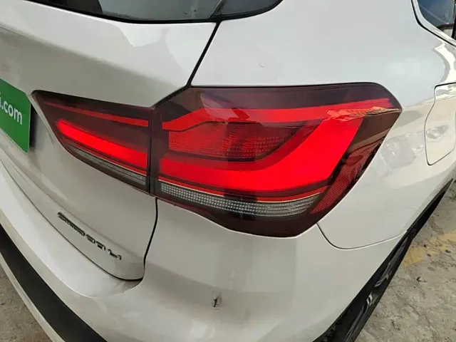 BMW X1 — Фото автомобиля 7