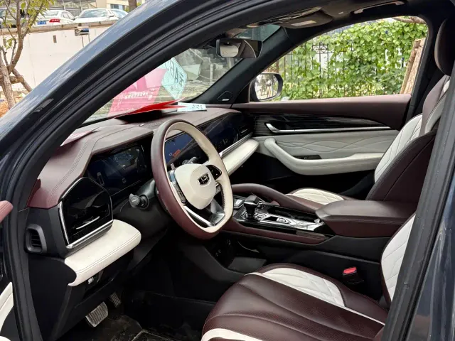 Geely Xingyue L — Фото автомобиля 4