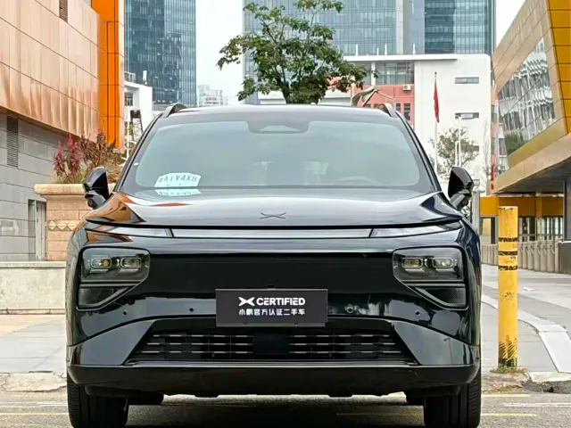 Xpeng G9 — Фото автомобиля 2