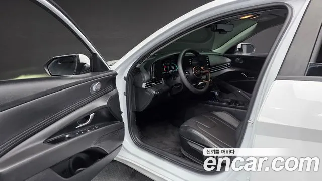 Hyundai AVANTE Новый Avante (CN7) — Фото автомобиля 10