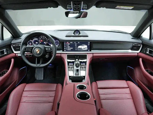 Porsche Panamera — Фото автомобиля 7