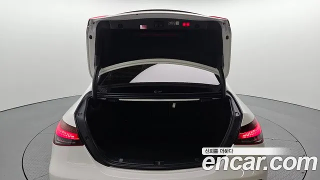 Mercedes-Benz E-Class E-класс W213 E350 4MATIC Exclusive — Фото автомобиля 20