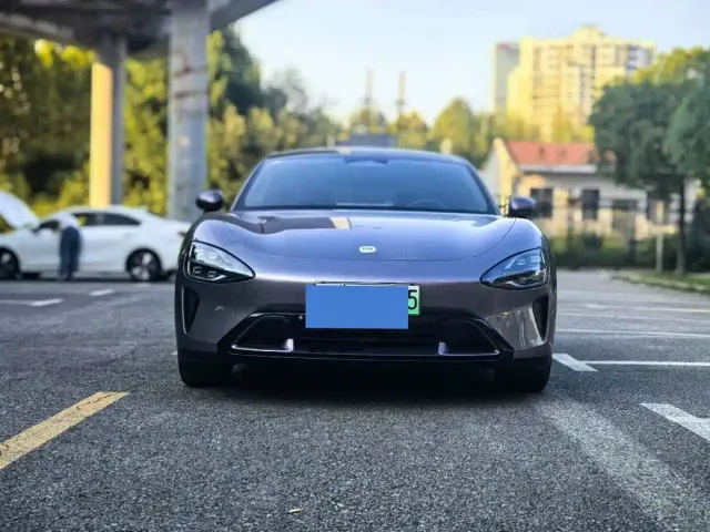 Xiaomi SU7 — Фото автомобиля 2