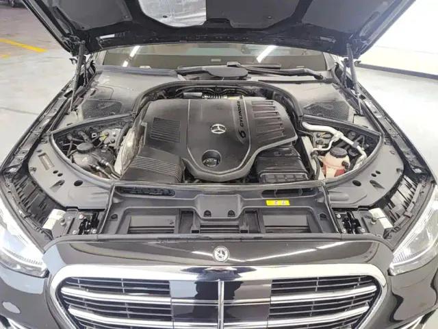 Mercedes-Benz S-Class — Фото автомобиля 10