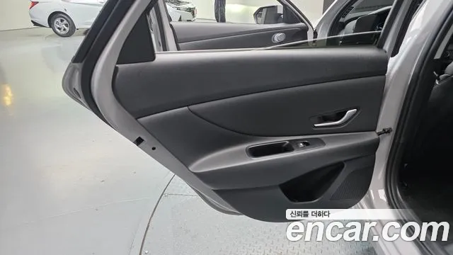 Hyundai Avante CN7 — Фото автомобиля 14