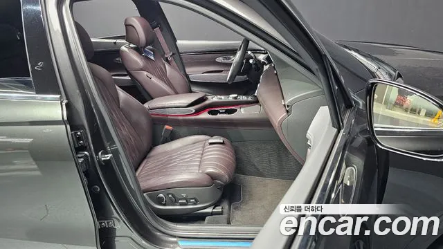 Genesis GV70 3.5T Бензин AWD — Фото автомобиля 9