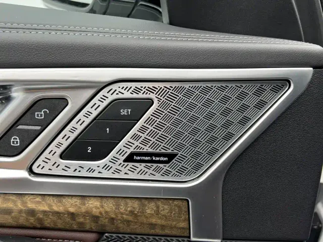 BMW X1 — Фото автомобиля 12