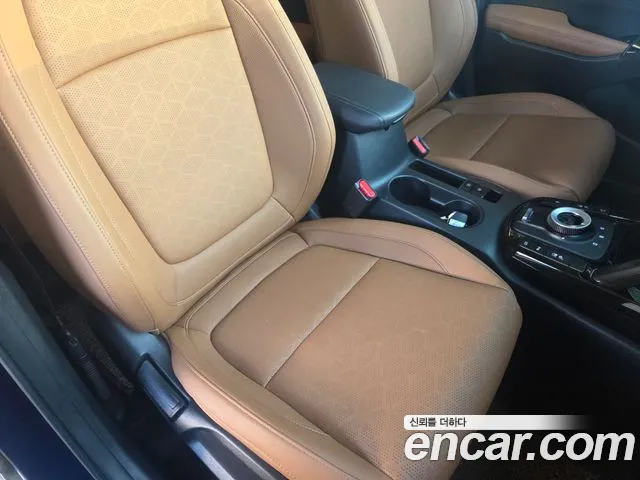 Kia Seltos New — Фото автомобиля 18