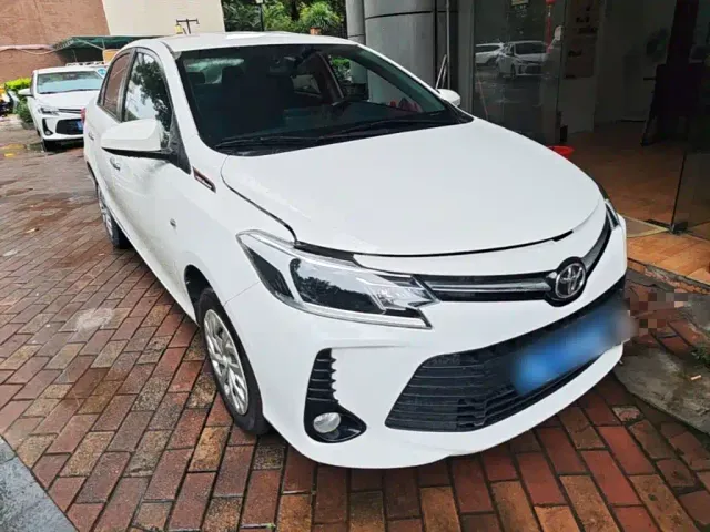 Toyota Vios — Фото автомобиля 21