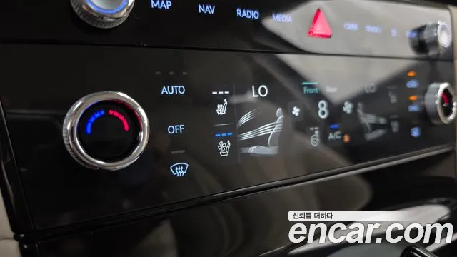Genesis G80 Бензин 2.5 турбо 2WD — Фото автомобиля 30