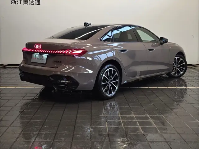 Audi A5L — Фото автомобиля 4