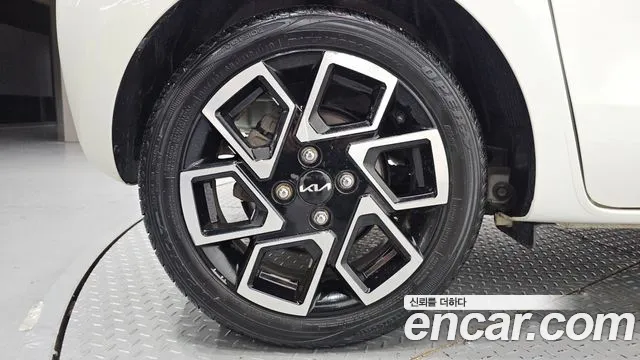 Kia RAY Новый Kia Ray Signature — Фото автомобиля 17