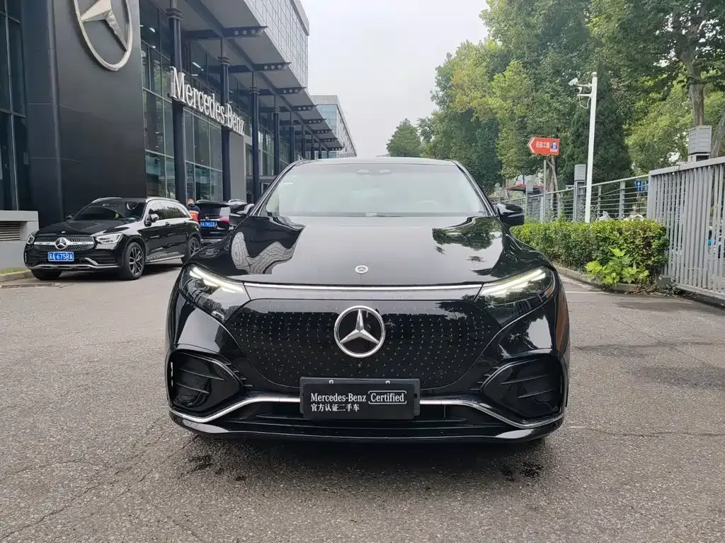 Mercedes-Benz Mercedes-Benz EQS SUV 2025 Model 500 4MATIC — Фото автомобиля 5