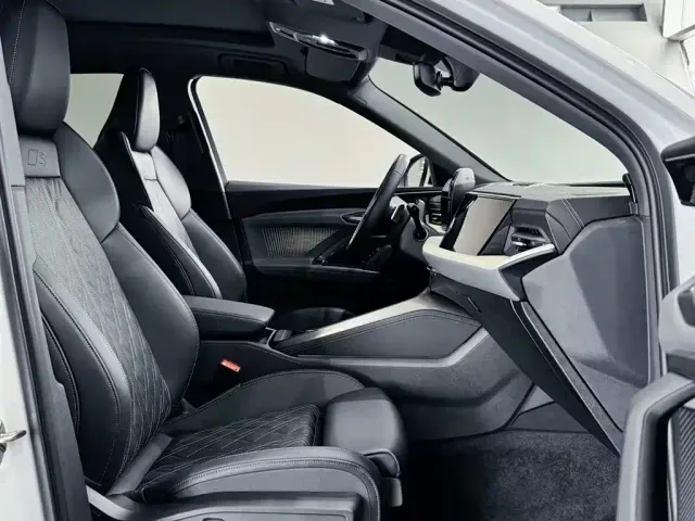 Audi Q5L — Фото автомобиля 17