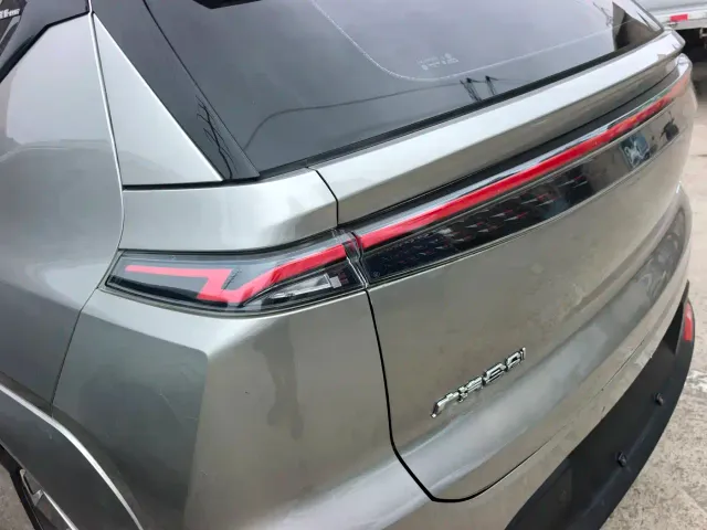Hycan Z03 — Фото автомобиля 9