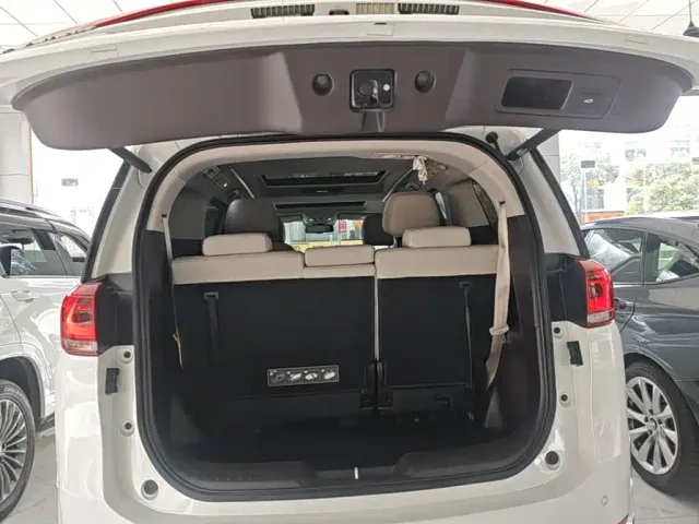GAC Trumpchi M8 — Фото автомобиля 18