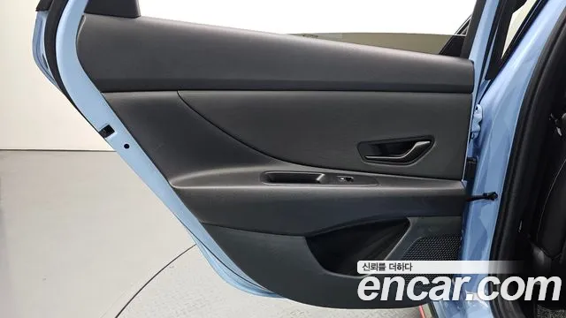 Hyundai AVANTE — Фото автомобиля 25