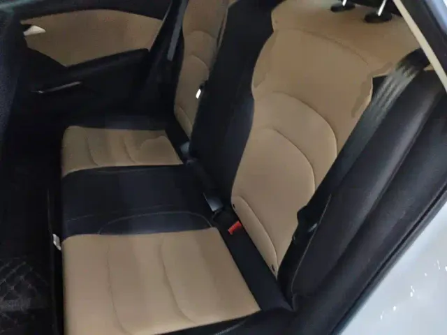 Chevrolet Monza — Фото автомобиля 16