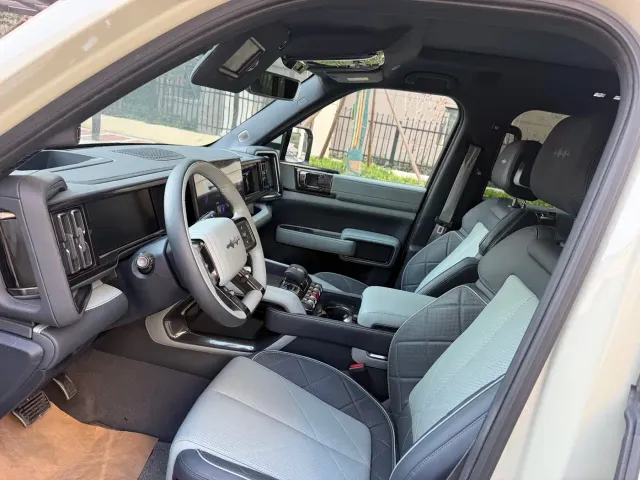 BYD FangChengBao Leopard 5 — Фото автомобиля 8