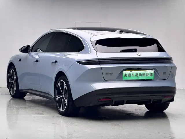 Nio ET5 Touring — Фото автомобиля 5