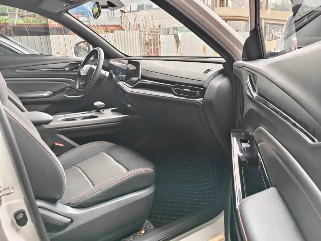 Changan X5 Plus — Фото автомобиля 7