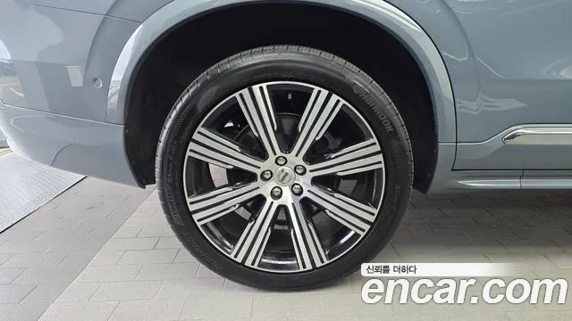 Вольво XC90 XC90 2 поколение B6 Inscription — Фото автомобиля 5