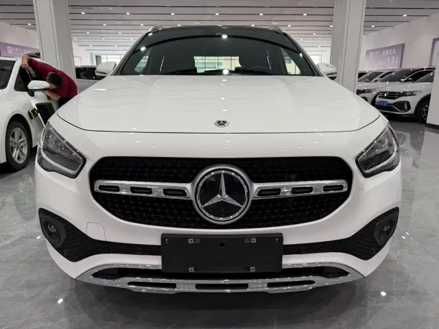 Mercedes-Benz GLA-Class — Фото автомобиля 2