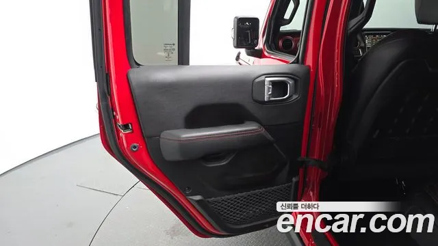 Jeep Wrangler Wrangler (JL) — Фото автомобиля 25