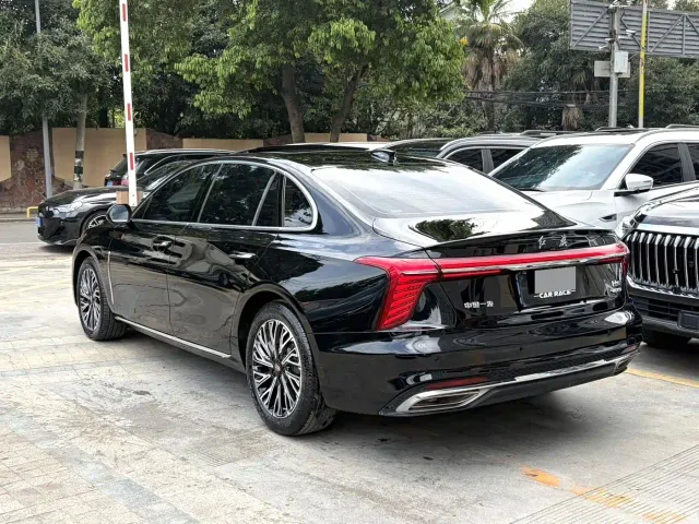 Hongqi H5 — Фото автомобиля 12