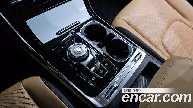 Kia Canival Carnival 4 поколение Бензин 9 мест Signature — Фото автомобиля 9