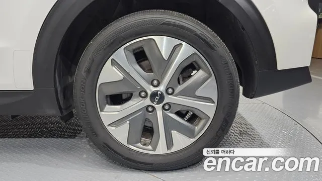 Kia Niro Niro Plus Earth — Фото автомобиля 21