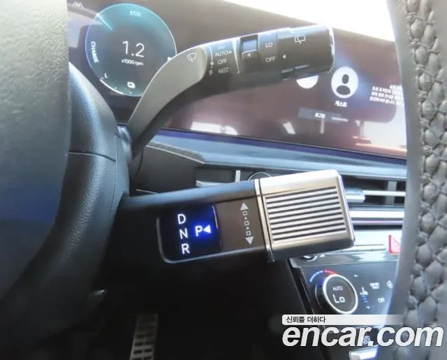 Hyundai Santa Fe MX5 — Фото автомобиля 14