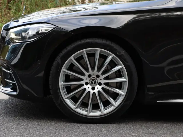 Mercedes-Benz S-Class — Фото автомобиля 8