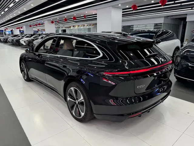 Nio ET5 Touring — Фото автомобиля 5
